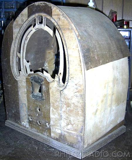 What is left of a Philco Model 89B. It is now practically worthless.