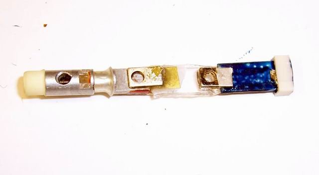 [Image: crystal_assembly_2.jpg]